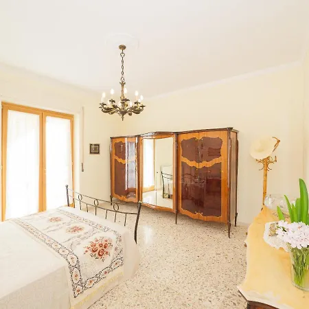 Aranci 67, Station & Vesuvius View Sorrento