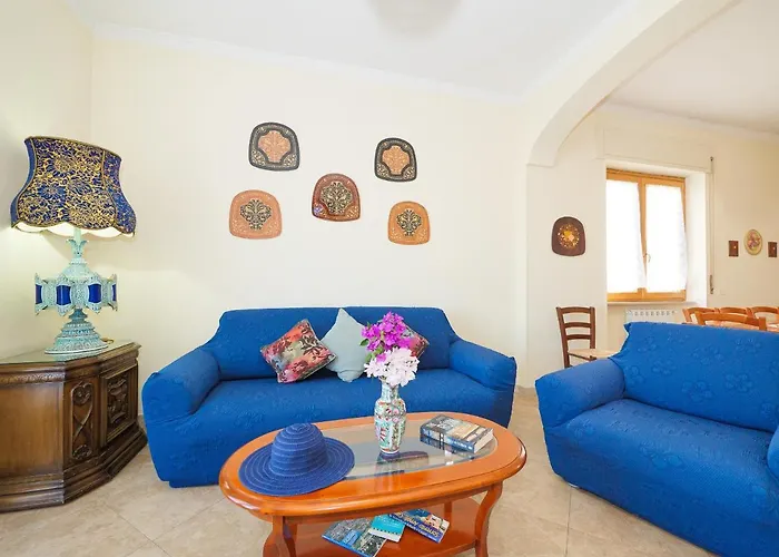 Aranci 67- Up Station & Vesuvius View