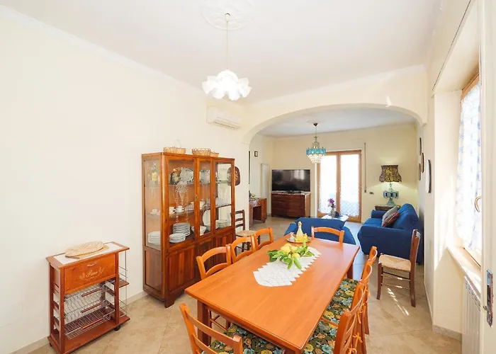 شقة Aranci 67- Up Station & Vesuvius View