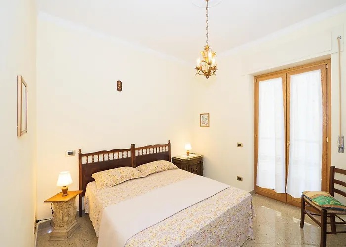 Aranci 67- Up Station & Vesuvius View Lejlighed Sorrento