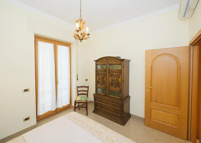 Aranci 67- Up Station & Vesuvius View