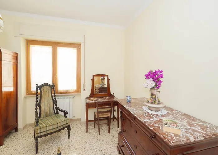 Aranci 67- Up Station & Vesuvius View شقة