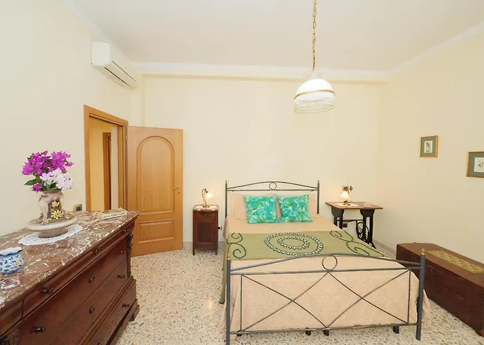 Aranci 67- Up Station & Vesuvius View Lejlighed